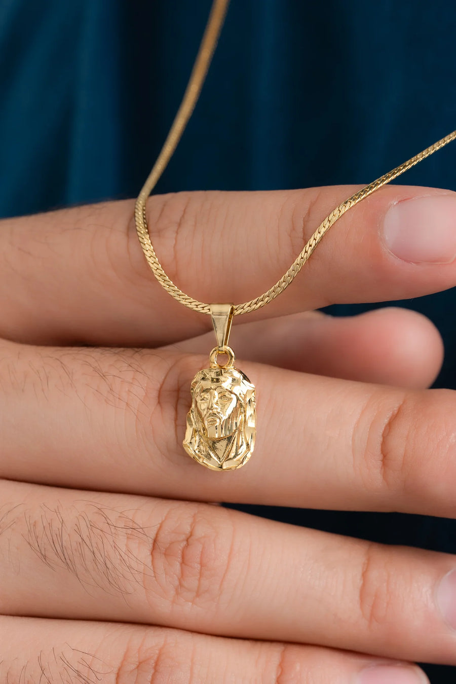 Color oro 18K