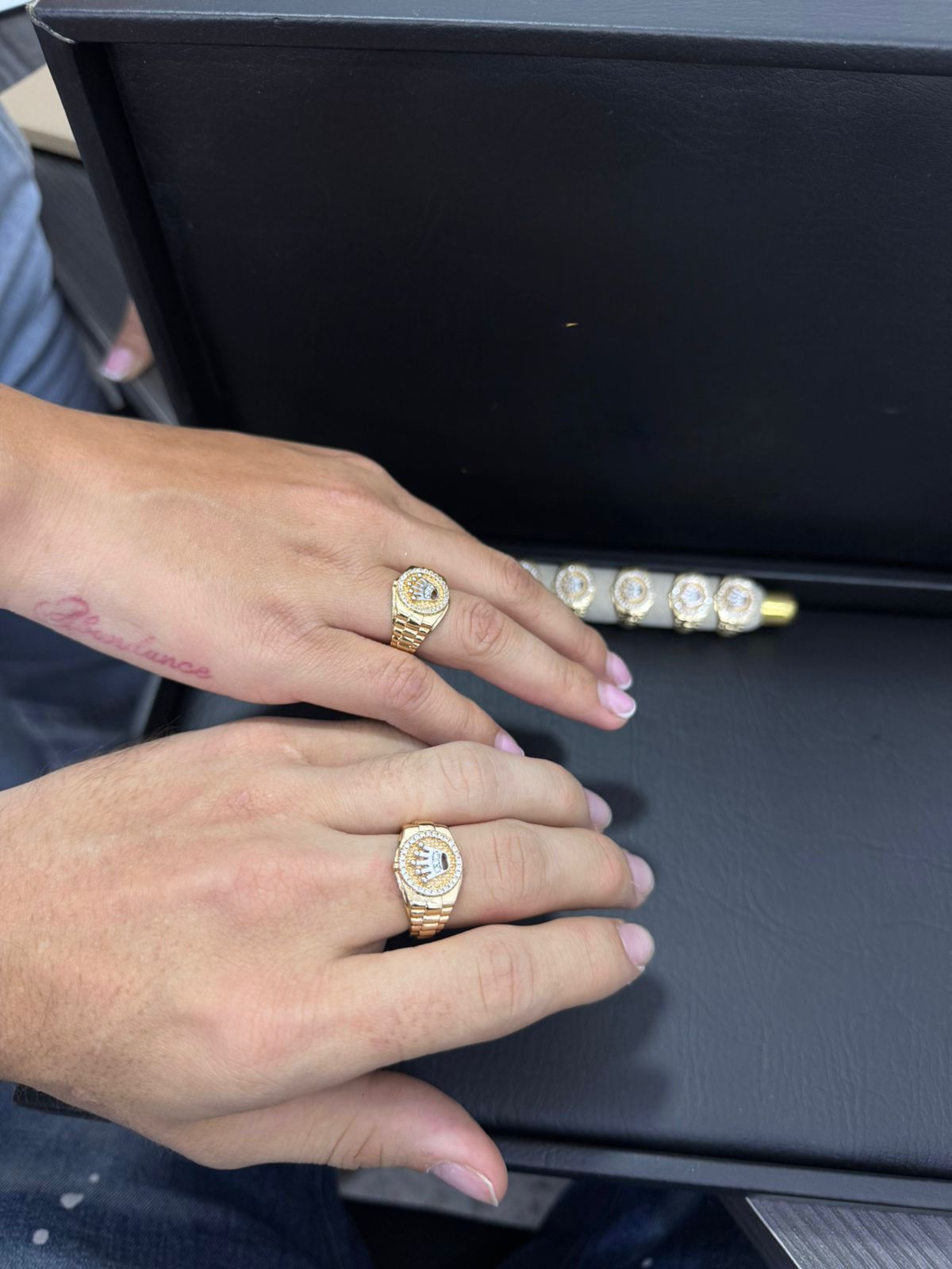 Anillo RLX con circones