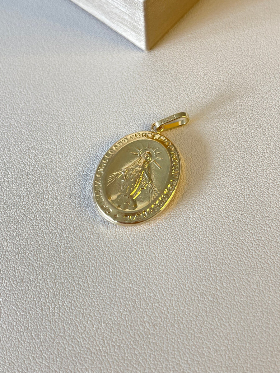 Color oro 18K