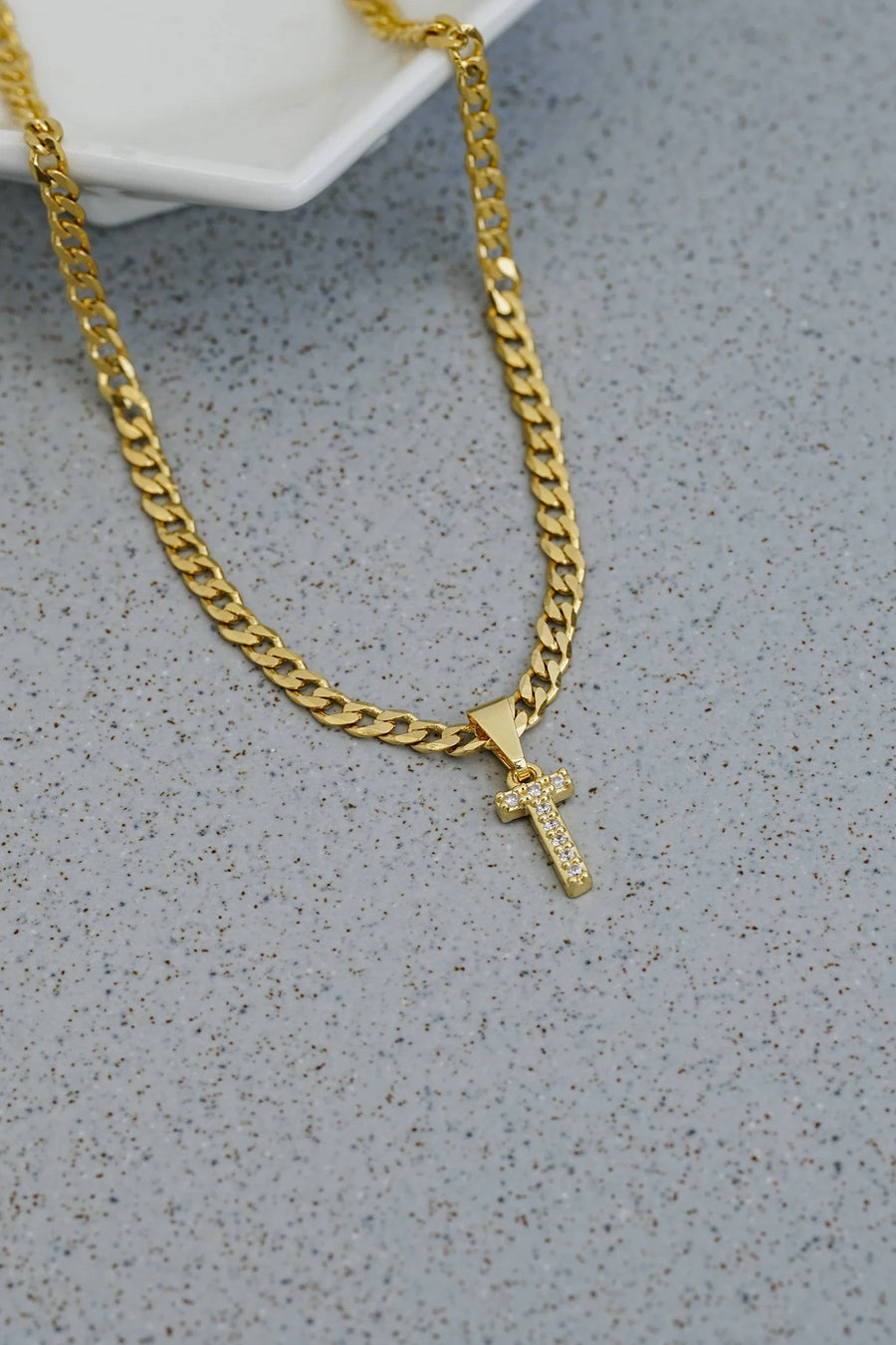 Color oro 18K