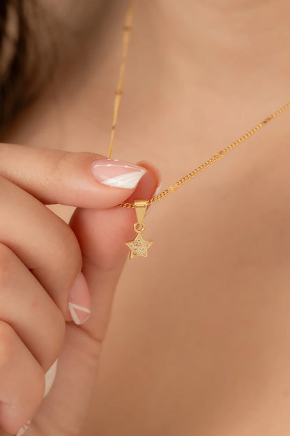 Cadena Cubana con Destellos Punteras 45cms + Dije Little Star