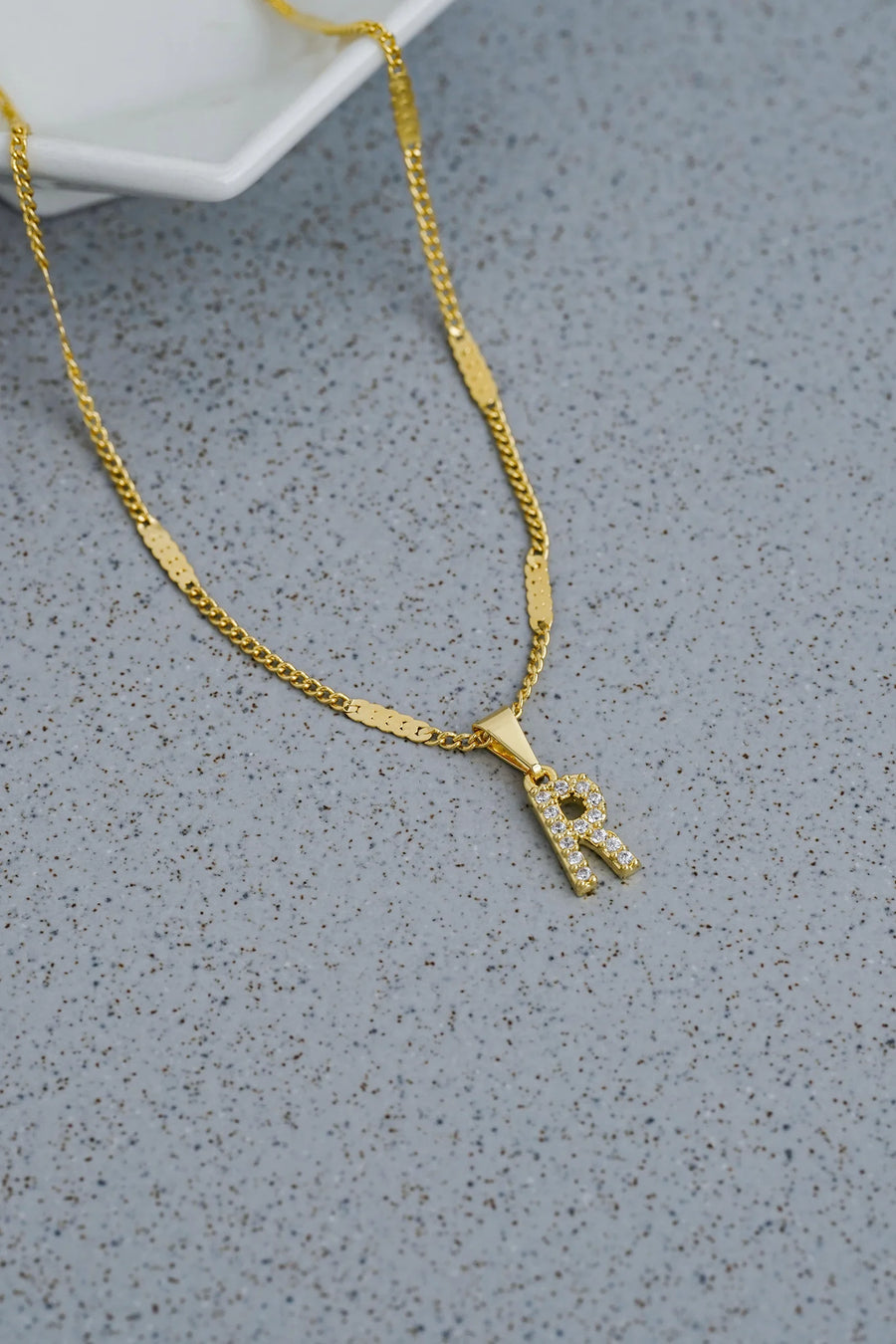 Color oro 18K