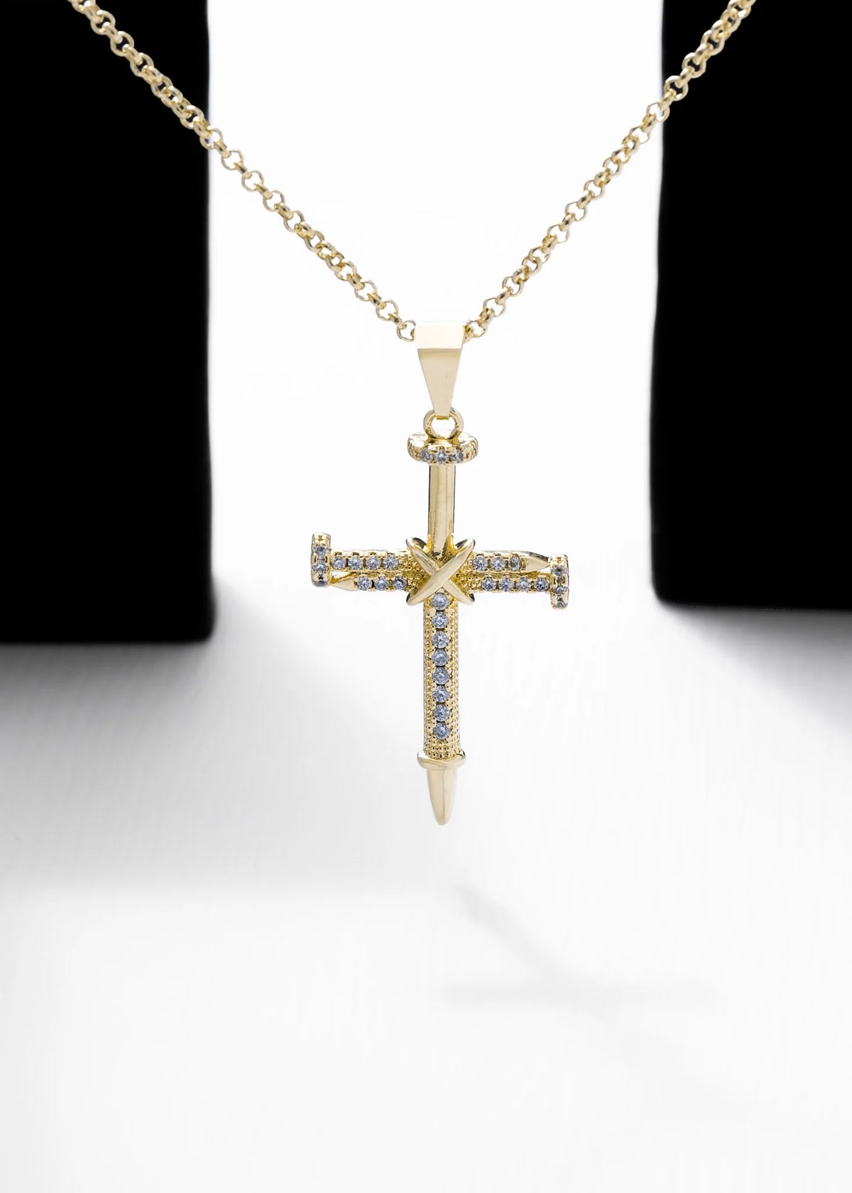 Cadena Aros 2 mm 65 Cm + Dije Cruz Clavos Circonias Cristal