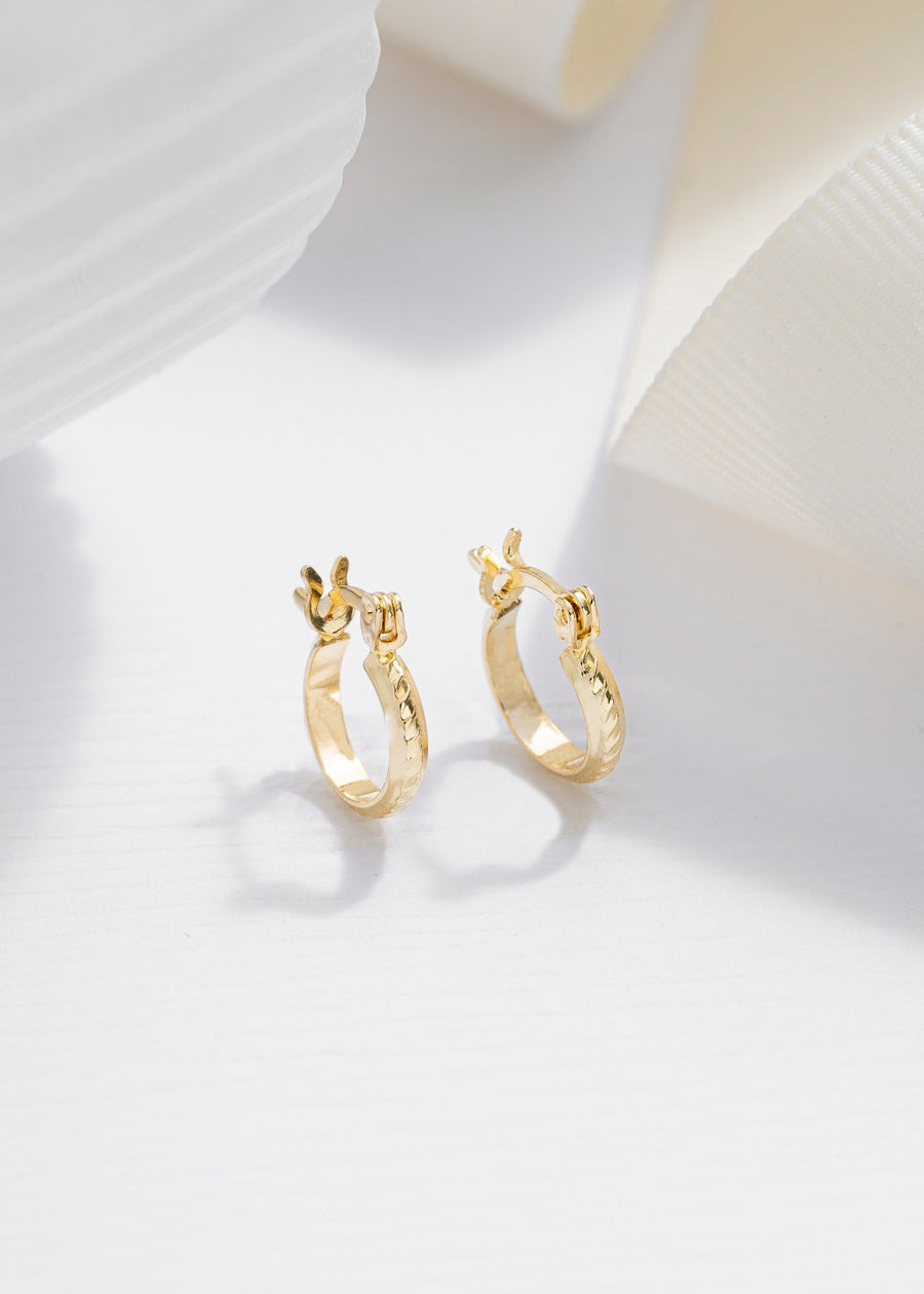 Color oro 18K