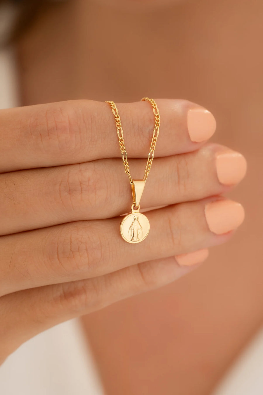 Color oro 18K