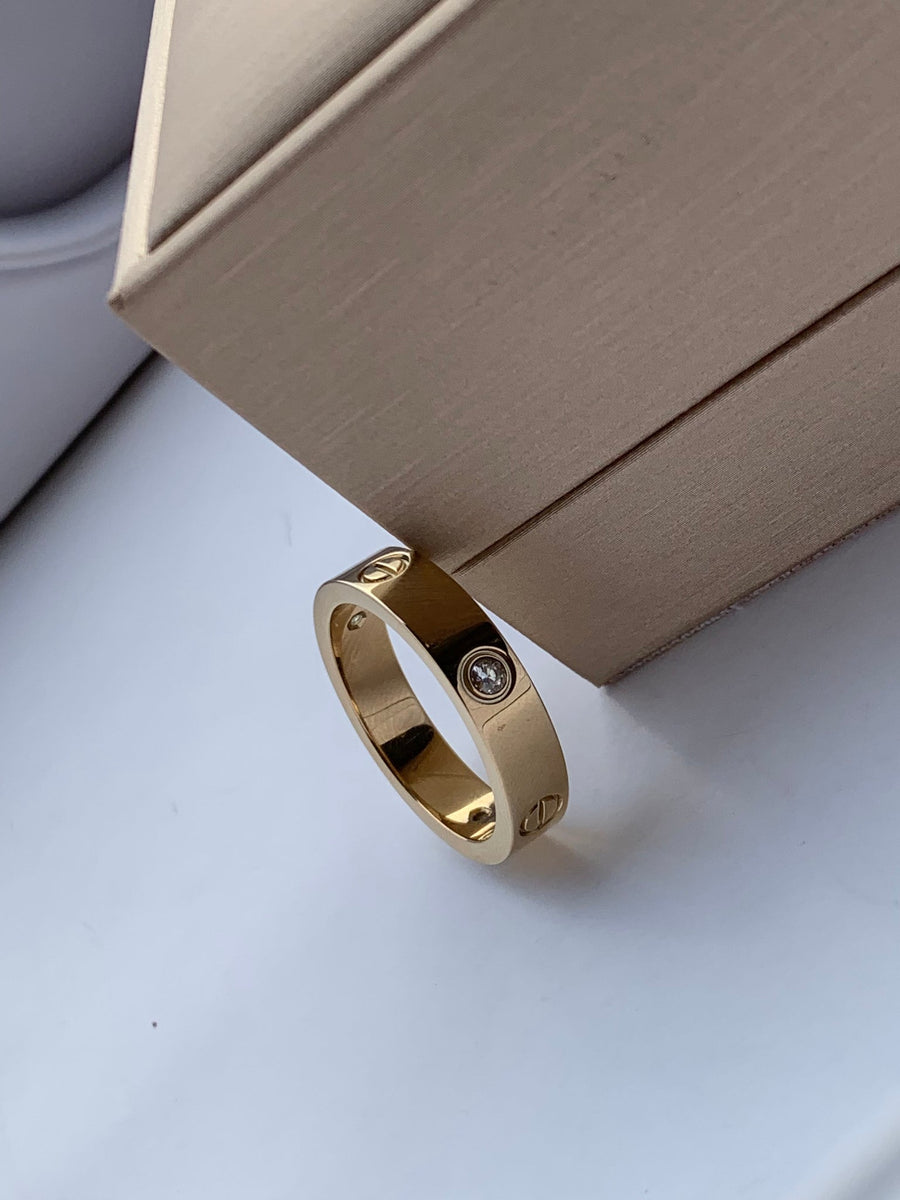 Color oro 18K